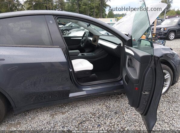 7SAYGDEE0PF604009 2023 TESLA MODEL Y Gray Սալոնի դիմացի տեսք
