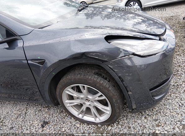 7SAYGDEE0PF604009 2023 TESLA MODEL Y Gray Դիմացի տեսք