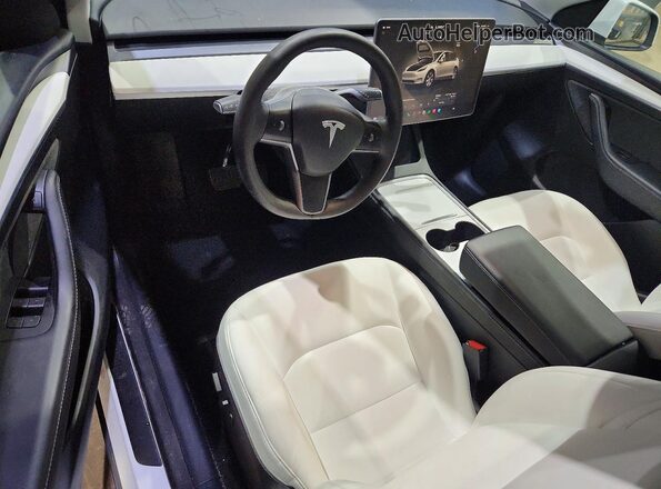 7SAYGDEE0PF614538 2023 TESLA MODEL White Dashboard view