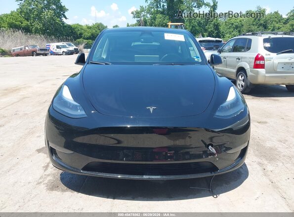 7SAYGDEE0RA214902 2024 TESLA MODEL Y Черный Вид панели приборов
