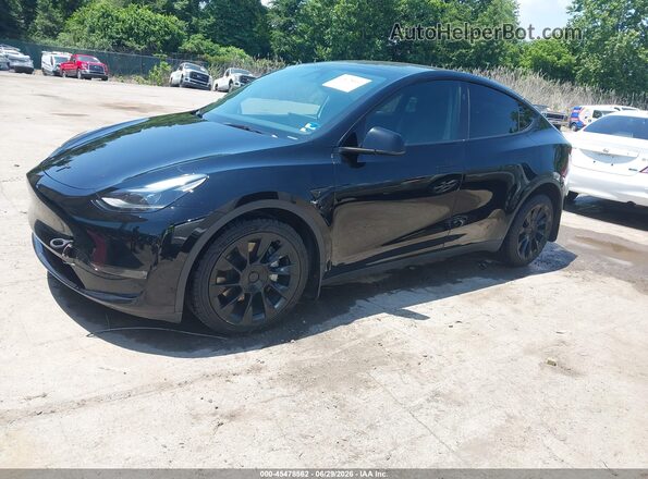 7SAYGDEE0RA214902 2024 TESLA MODEL Y Черный Передняя левая четверть