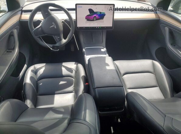 7SAYGDEE0RA226466 2024 TESLA MODEL Gray 