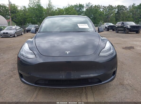 7SAYGDEE0RA281645 2024 TESLA MODEL Y Gray Dashboard view