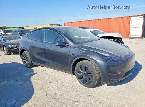 7SAYGDEE0RF195836 2024 TESLA MODEL Gray Front right