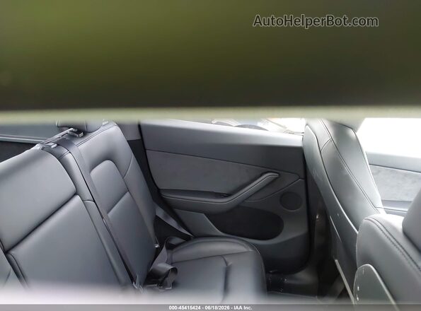 7SAYGDEE0SA365907 2025 TESLA MODEL Y Черный Вид наклейки с VIN-кодом