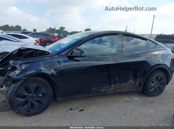 7SAYGDEE0SA365907 2025 TESLA MODEL Y Черный Вид задней части салона
