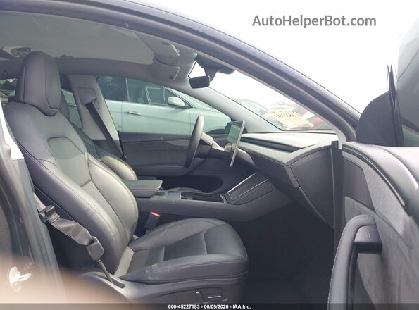 7SAYGDEE0TA413293 2026 TESLA MODEL Y Gray Սալոնի դիմացի տեսք