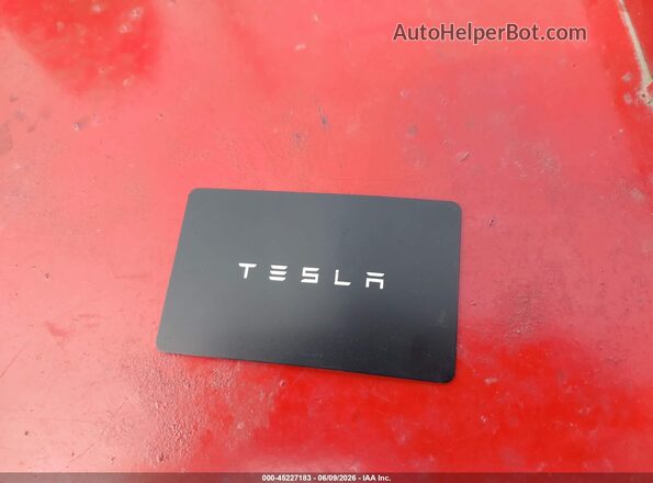7SAYGDEE0TA413293 2026 TESLA MODEL Y Gray Առջևի վահանակի տեսք