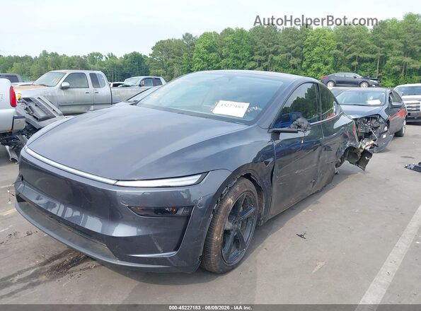 7SAYGDEE0TA413293 2026 TESLA MODEL Y Gray Առջևի ձախ երեք քառորդ տեսարան