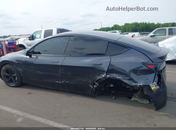 7SAYGDEE0TA413293 2026 TESLA MODEL Y Gray 