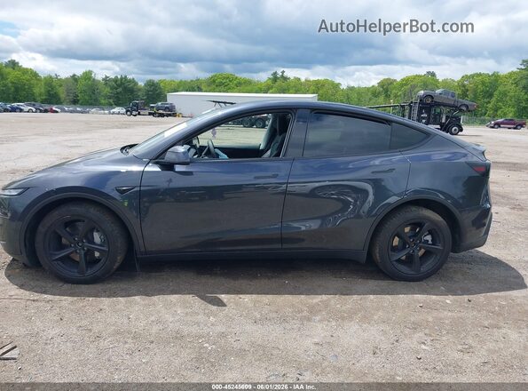 7SAYGDEE0TA585095 2026 TESLA MODEL Y Gray 360 interior view