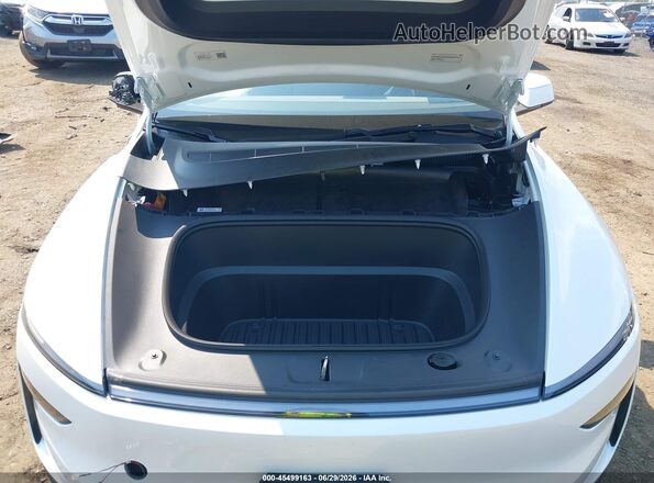 7SAYGDEE0TF352823 2026 TESLA MODEL Y White Widok z tyłu