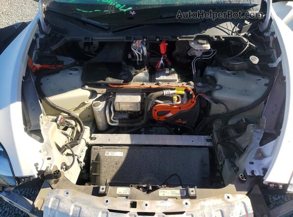7SAYGDEE1NF439763 2022 TESLA MODEL White Սալոնի հետևի տեսք