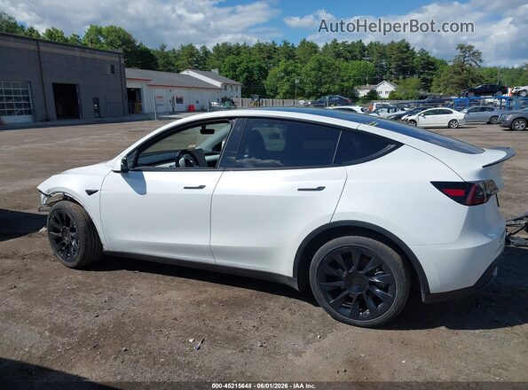 7SAYGDEE1PA033496 2023 TESLA MODEL Y White 