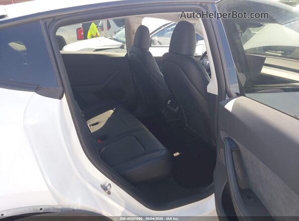 7SAYGDEE1PA131363 2023 TESLA MODEL Y Белый Вид наклейки с VIN-кодом