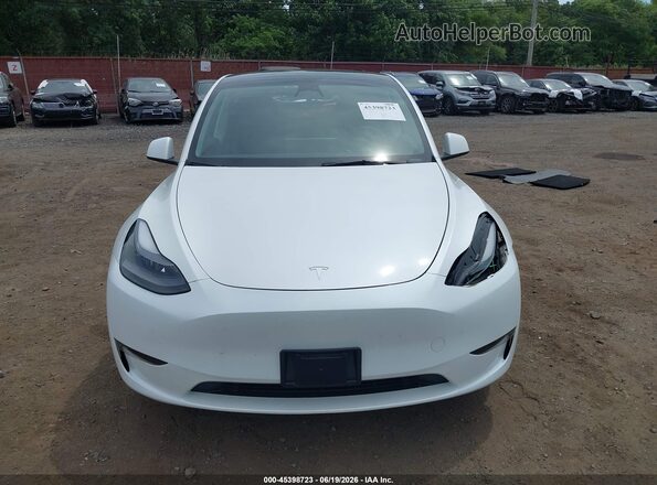 7SAYGDEE1PF748183 2023 TESLA MODEL Y White Սալոնի հետևի տեսք