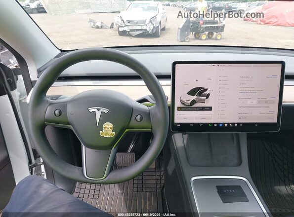 7SAYGDEE1PF748183 2023 TESLA MODEL Y White 