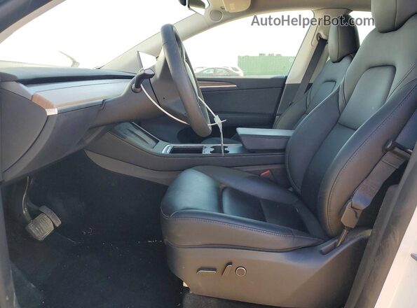 7SAYGDEE1PF792748 2023 TESLA MODEL White Вид салону спереду