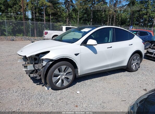 7SAYGDEE1PF825103 2023 TESLA MODEL Y White Передня ліва чверть