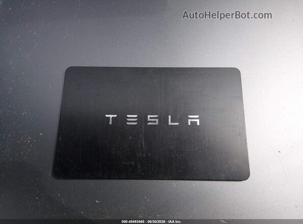 7SAYGDEE1PF881154 2023 TESLA MODEL Y Gray Вид панелі приладів