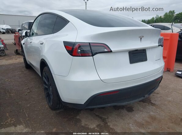 7SAYGDEE1RA259752 2024 TESLA MODEL Y White Trasero izquierdo