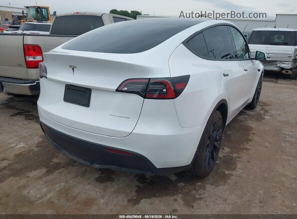 7SAYGDEE1RA259752 2024 TESLA MODEL Y White Trasero derecho
