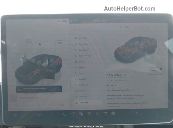 7SAYGDEE1RA259752 2024 TESLA MODEL Y White Vista de los asientos traseros