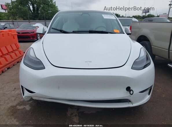 7SAYGDEE1RA259752 2024 TESLA MODEL Y White Vista del cuadro de instrumentos