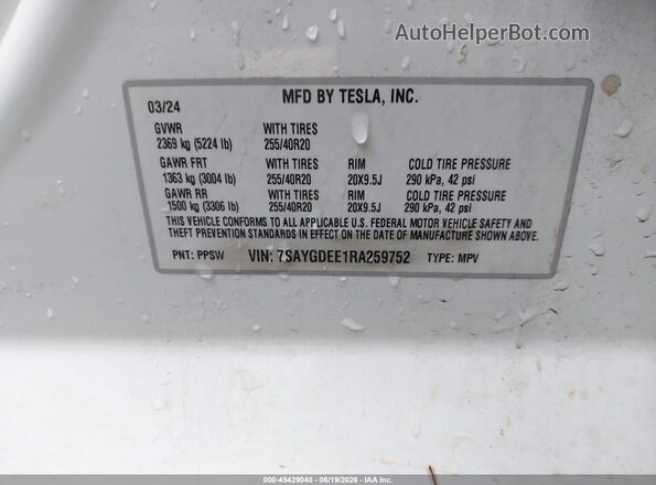 7SAYGDEE1RA259752 2024 TESLA MODEL Y White Vista del compartimento del motor