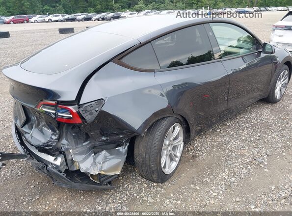 7SAYGDEE1RA273618 2024 TESLA MODEL Y Black წინა ხედი