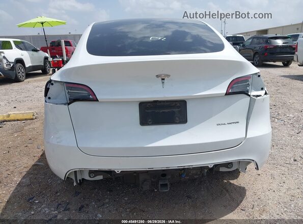 7SAYGDEE1RA293643 2024 TESLA MODEL Y White Вид спереду