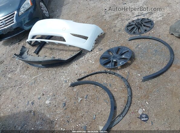 7SAYGDEE1RA293643 2024 TESLA MODEL Y White 