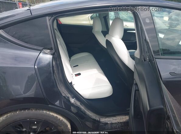 7SAYGDEE1RF204642 2024 TESLA MODEL Y Gray Vista de la etiqueta del VIN