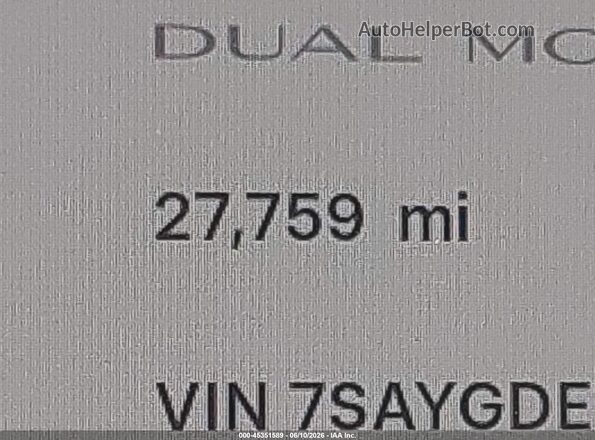 7SAYGDEE1RF204642 2024 TESLA MODEL Y Gray Vista del cuadro de instrumentos