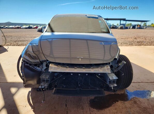 7SAYGDEE1SF295126 2025 TESLA MODEL Gray Դիմացի տեսք