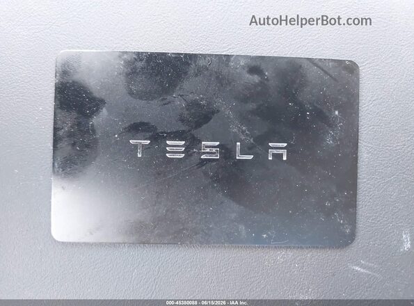 7SAYGDEE1TA641240 2026 TESLA MODEL Y Белый Вид сзади