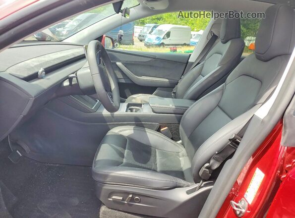 7SAYGDEE1TF331446 2026 TESLA MODEL Red Vista interior delantera
