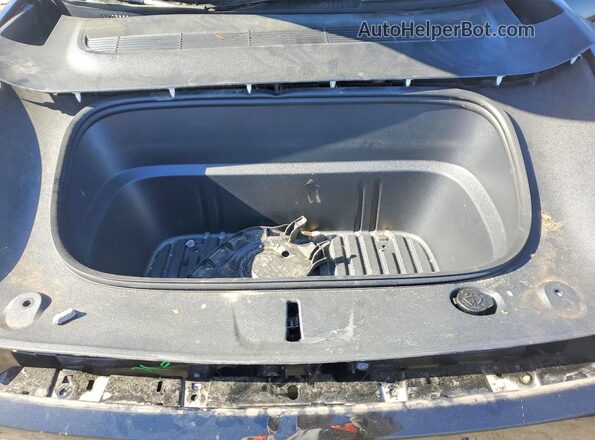 7SAYGDEE1TF448945 2026 TESLA MODEL Черный Вид задней части салона