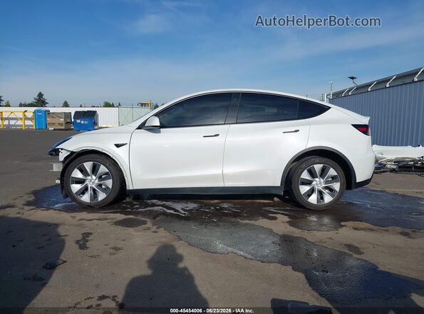 7SAYGDEE2NF359260 2022 TESLA MODEL Y White 