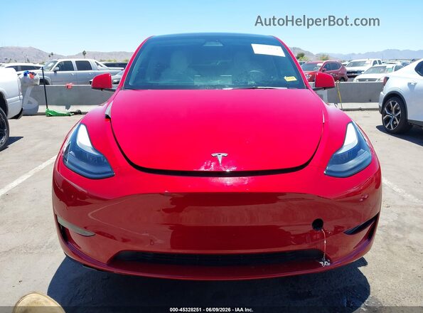 7SAYGDEE2NF546563 2022 TESLA MODEL Y Red Vista del cuadro de instrumentos