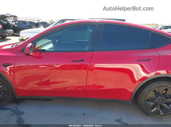 7SAYGDEE2NF546563 2022 TESLA MODEL Y Red Vista interior de 360 grados