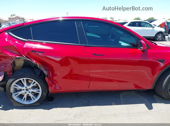 7SAYGDEE2NF546563 2022 TESLA MODEL Y Red Vista interior trasera