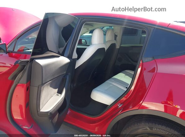 7SAYGDEE2NF546563 2022 TESLA MODEL Y Red Vista de la etiqueta del VIN