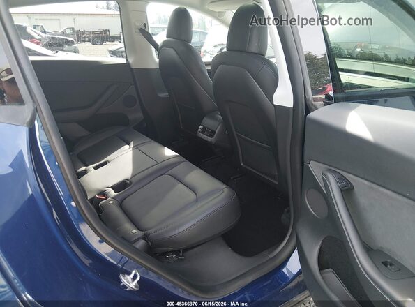 7SAYGDEE2NF558941 2022 TESLA MODEL Y Blue 
