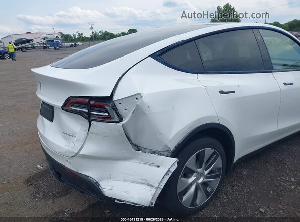 7SAYGDEE2PA073165 2023 TESLA MODEL Y Белый Вид спереди