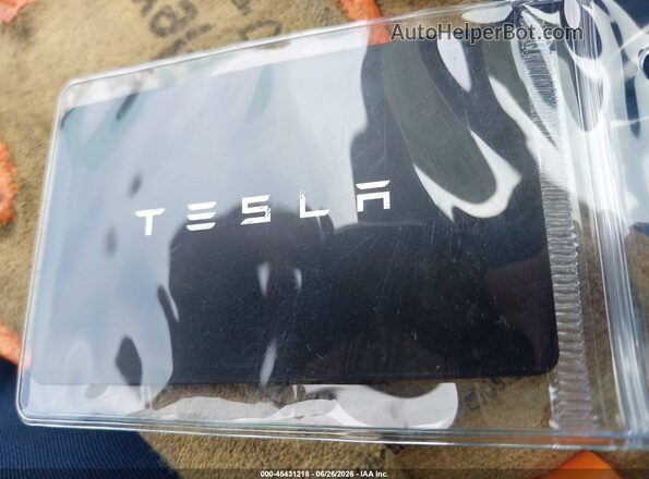 7SAYGDEE2PA073165 2023 TESLA MODEL Y Белый Вид панели приборов