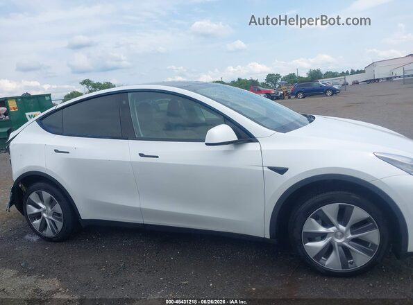 7SAYGDEE2PA073165 2023 TESLA MODEL Y Белый Вид задней части салона