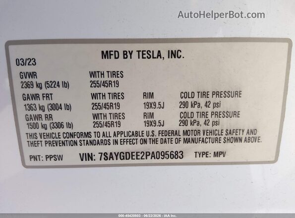 7SAYGDEE2PA095683 2023 TESLA MODEL Y White Widok komory silnika