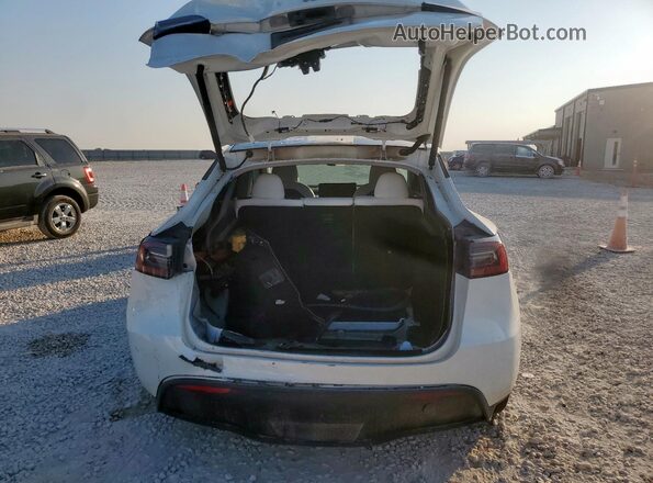 7SAYGDEE2PA166803 2023 TESLA MODEL White 