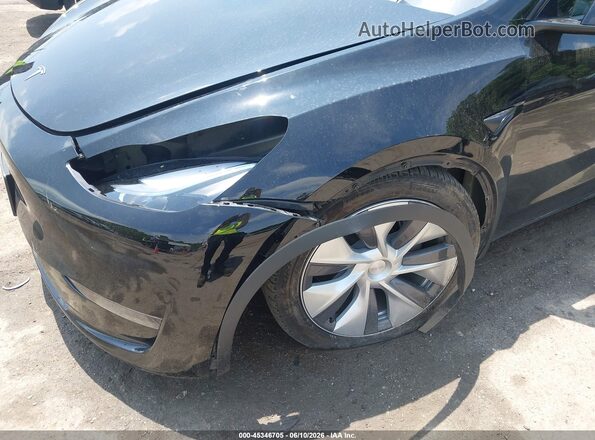 7SAYGDEE2PA212467 2023 TESLA MODEL Y Черный Вид спереди